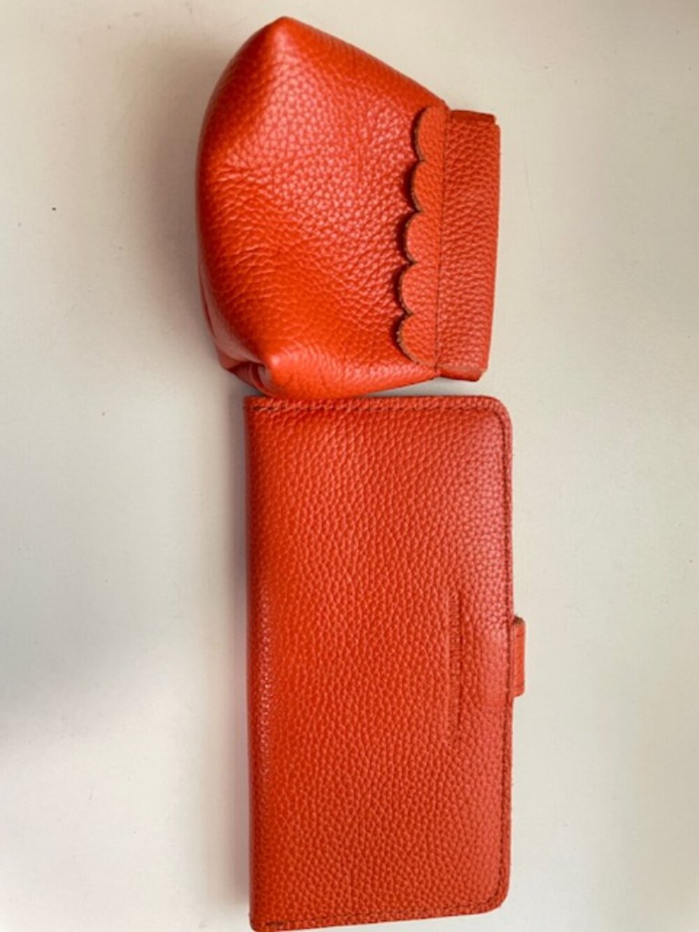 Portland Leathers Bifold Wallet & Poppy Pouch Orange KOI New - Picture 3 of 3